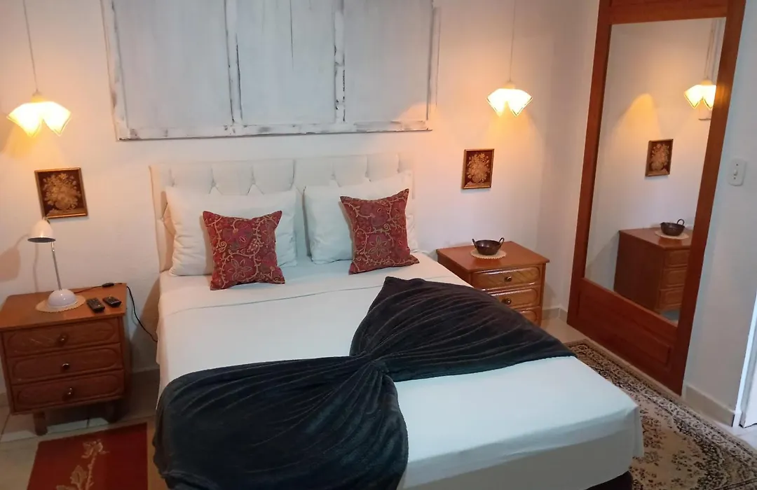 Pousada Casa Jardim-1